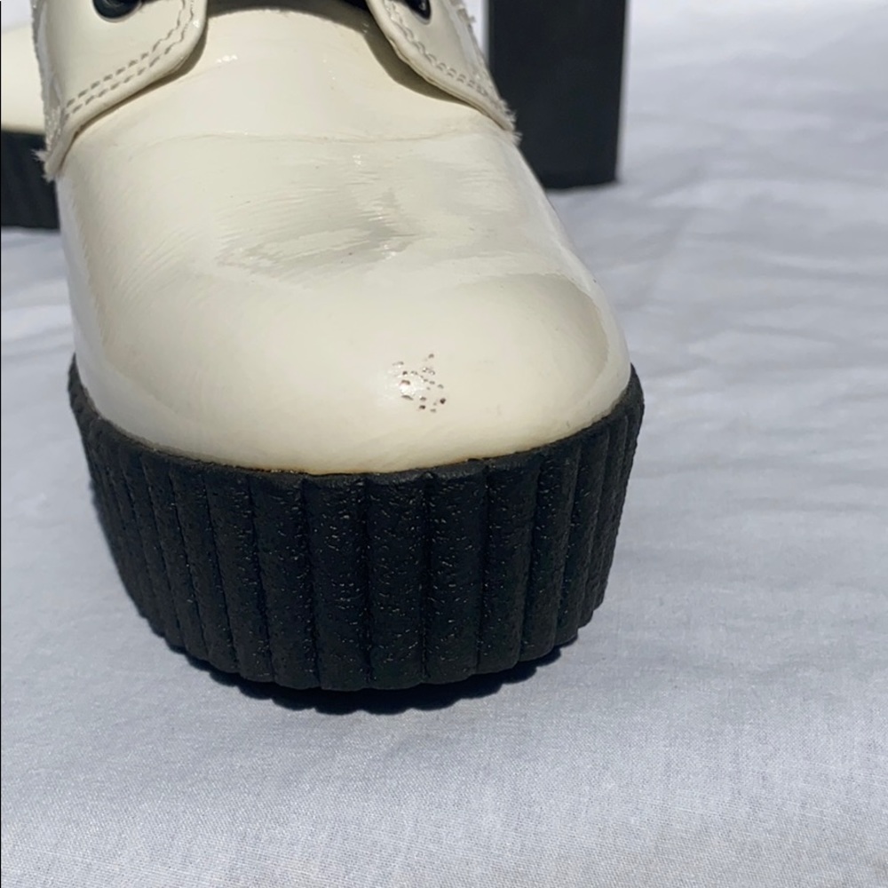 White Platforms - Picture 5 of 6